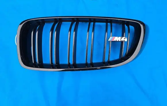 BMW M4 F82 F83 Front bumper upper radiator grill 8068583
