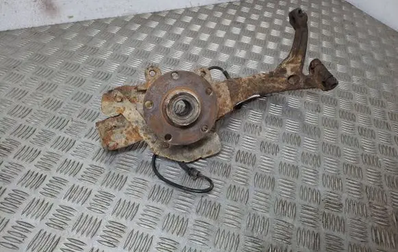 Audi A4 S4 B5 8D Front wheel hub spindle knuckle 8D0407259