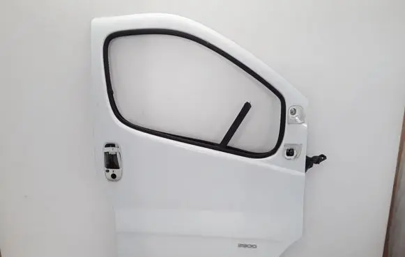 Opel Vivaro Door (2 Door Coupe) 7751478601