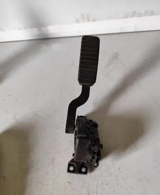 Renault Laguna II Accelerator throttle pedal 6PV00811900 8200002904