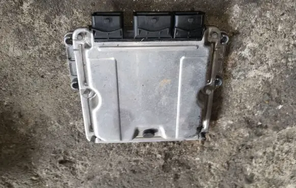 Citroen C8 Engine control unit/module 0281011033 9646719280