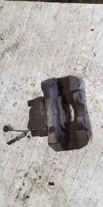 Volkswagen Touareg I Front brake caliper NOCODE
