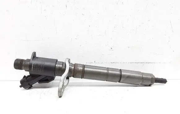 Volvo V40 Fuel injector 31303238 0445116046
