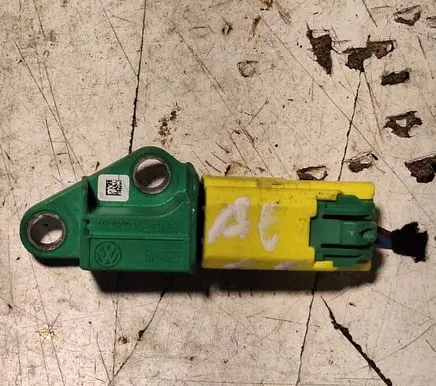 Audi A6 S6 C6 4F Airbag deployment crash/impact sensor 1K0909606 5WK43273
