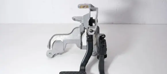 Audi A6 C7 Pedal assembly 8K1723523A 4G1723117 4H1723140A