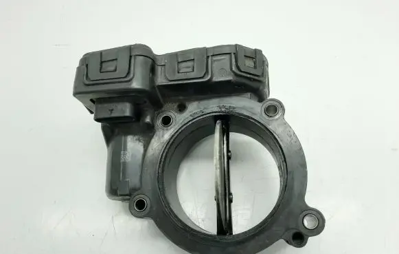 Mercedes-Benz E W212 Throttle valve A6510900470