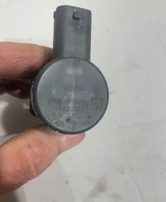 Opel Astra H Fuel pressure regulator 0281002507