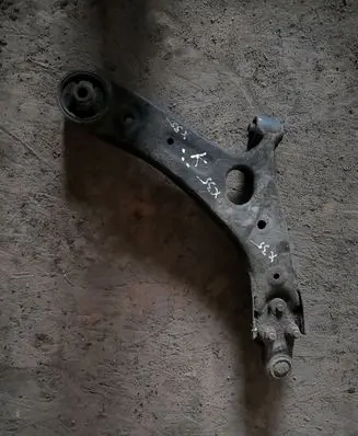 Hyundai ix35 Front lower control arm/wishbone