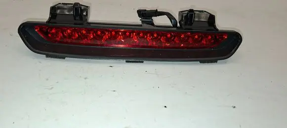 Chevrolet Orlando Third/center stoplight 95031492