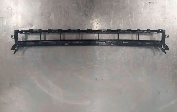 Audi A6 S6 C8 4K Front bumper upper radiator grill 4KD807683A