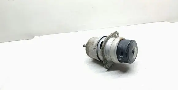 Porsche Cayenne (92A) Engine mount bracket 7L8199131F