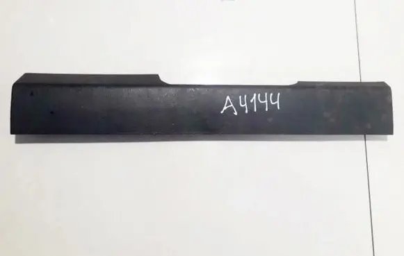 Ford Galaxy Front sill trim cover 6m21u13201 g06m21-u13201-a