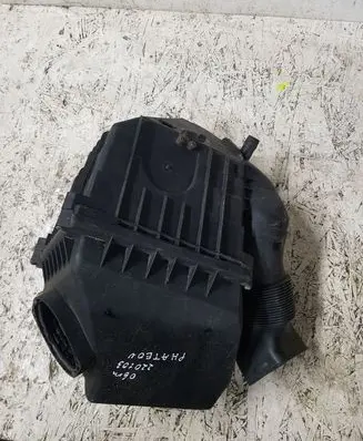 Volkswagen Phaeton Air filter box