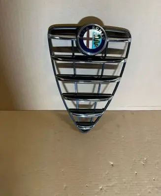 Alfa Romeo Mito Front bumper upper radiator grill 156100201