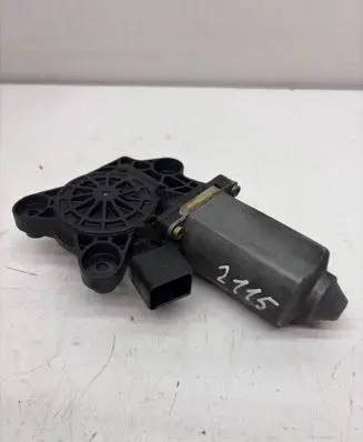 Mercedes-Benz C W203 Front door window regulator motor A2208204542 119650105