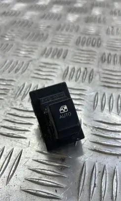 KIA Ceed Electric window control switch 935751H100