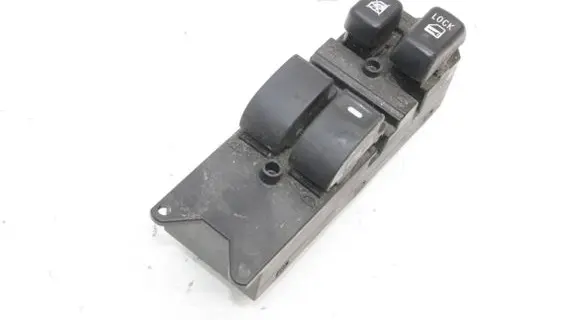 Mitsubishi Pajero Electric window control switch 8608A111