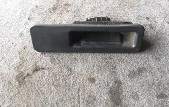 BMW 5 G30 G31 G38 Tailgate handle with camera 14476910