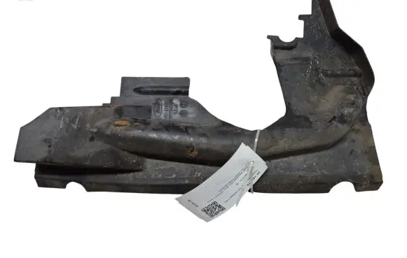 Ford C-MAX II Intercooler air guide/duct channel AM518310CB