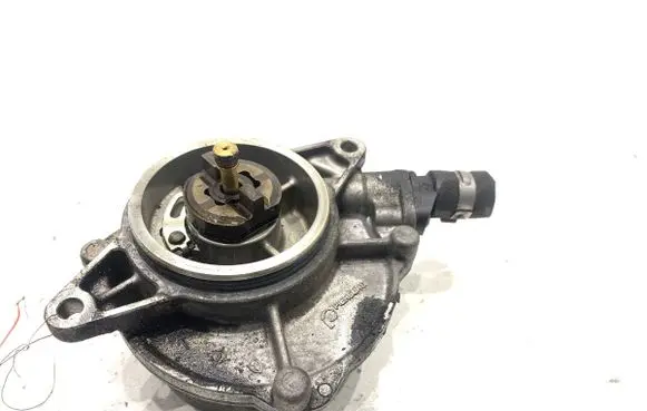 Audi A6 S6 C6 4F Vacuum pump 
