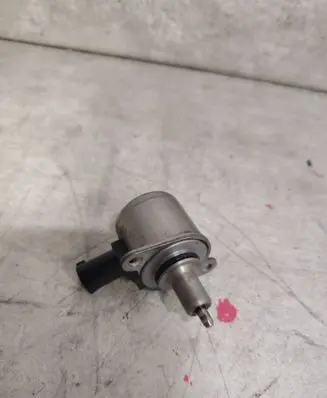 BMW 6 F12 F13 Hydraulic servotronic pressure valve 016788L