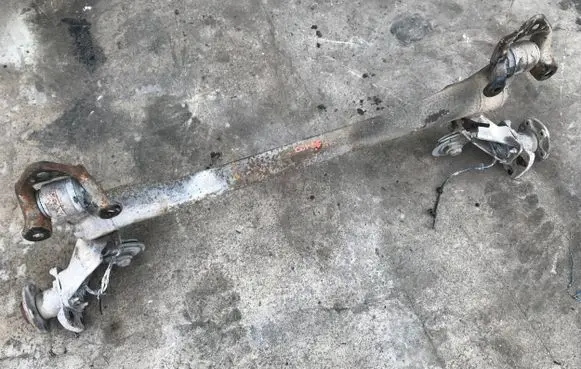 Opel Combo C Rear axle beam 