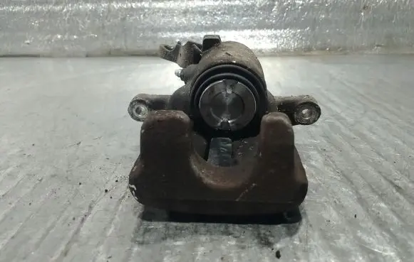 Volkswagen Jetta V Rear brake caliper