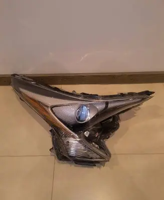 Toyota Prius (XW50) Headlight/headlamp 121212