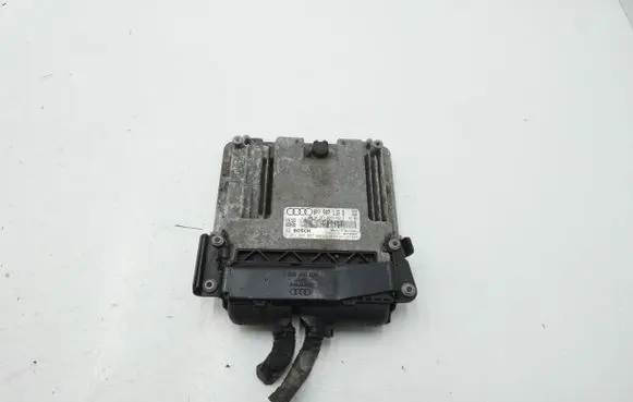 Audi A3 S3 8P Engine control unit/module 8P7907115D 8P0907115Q 0261S04087
