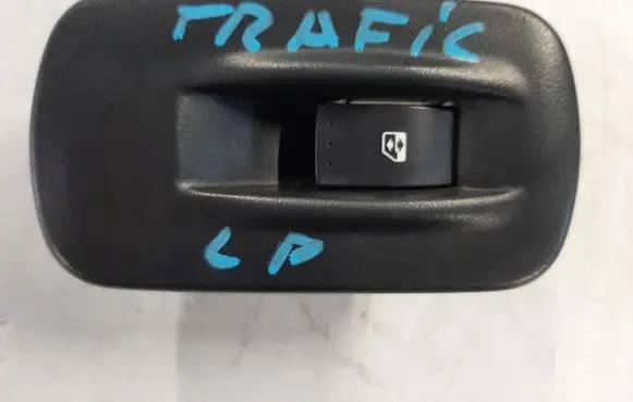 Renault Trafic II (X83) Electric window control switch 8200011870
