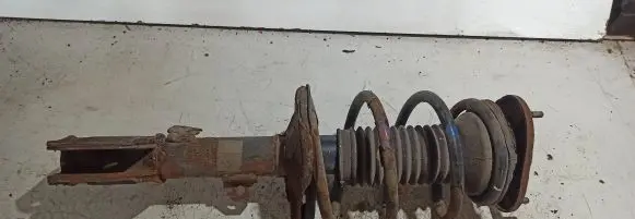 Front shock absorber with coil spring