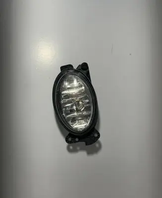 Mercedes-Benz E W211 Front fog light A1698201656 1305230181