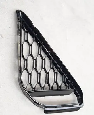 Front bumper lower grill