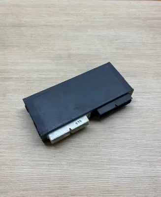 BMW 5 E34 Comfort/convenience module 61351379741