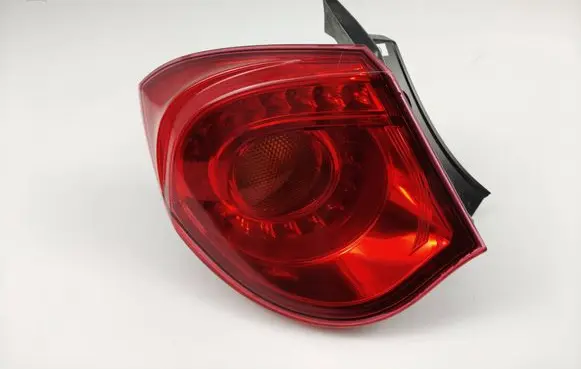 Alfa Romeo Giulietta Rear/tail lights 0050513613