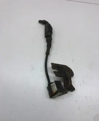 Volkswagen Phaeton ABS wheel speed sensor 3D0616576E 15179200692