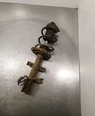 Renault Captur Front shock absorber with coil spring