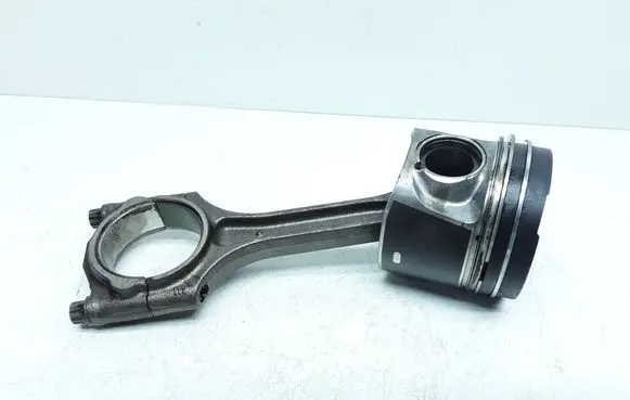 Volvo V60 Piston with connecting rod 81L123