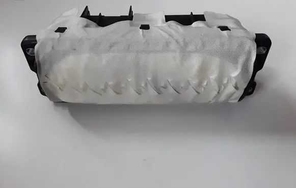Volkswagen PASSAT B7 Passenger airbag 3AA880204
