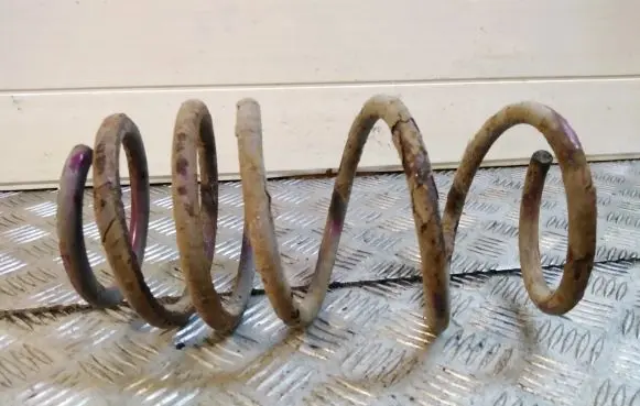 Opel Vectra C Front coil spring