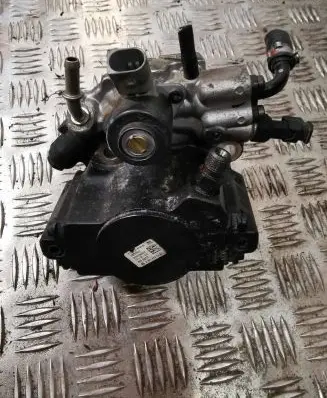 Mercedes-Benz GLK (X204) Fuel injection high pressure pump A6510701201 28297640 0374364GFE