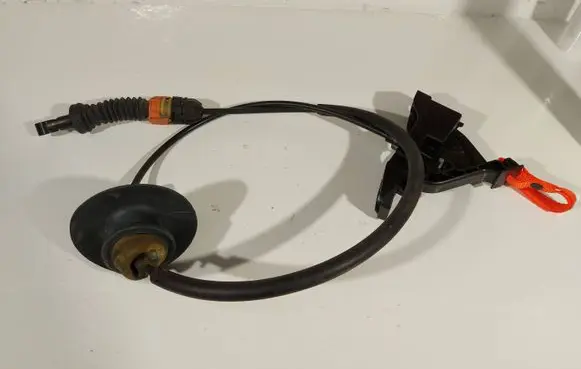 Chrysler Pacifica Hand brake release cable 68252729AI 90787K