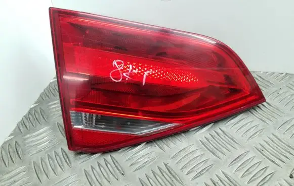 Audi A4 S4 B8 8K Tailgate rear/tail lights 8K5945093