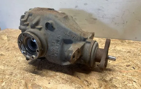 BMW X1 E84 Rear differential 7566185 E2033V323 8910020804870009