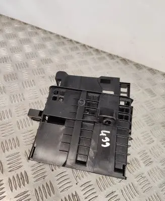 Audi Q5 SQ5 Navigation GPS unit bracket/holder 8R0035209B