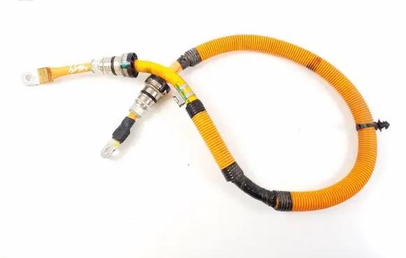 Mercedes-Benz B W246 W242 Positive cable (battery) A2423403001