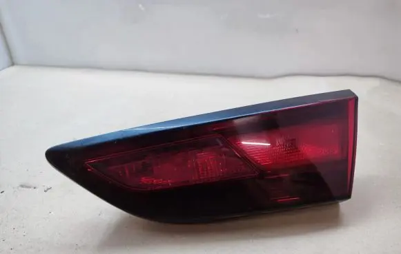 Opel Astra K Tailgate rear/tail lights 39032993