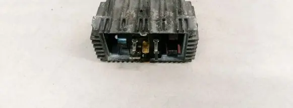 Opel Signum Glow plug pre-heat relay