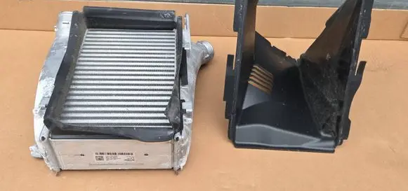 Audi RS7 C8 Intercooler radiator 4K0145806B 4K8121334K