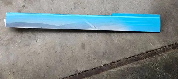 Volkswagen Transporter - Caravelle T5 Sliding door rail trim 7H3843796